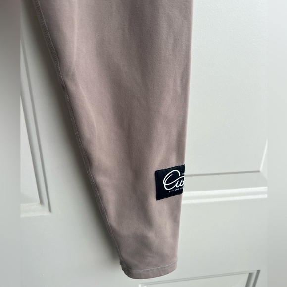 The Outfit Athletic “The Empress” Legging - Walnut - Size M - Picture 8 of 15